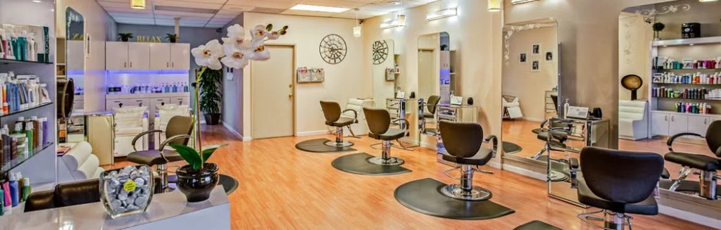Customer review from a Downingtown, PA salon describing U-neek IT Solutions' reliable local computer support and managed IT services.